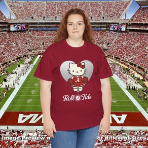 Koszulka Hello Kitty z Alabamy | Koszulka Roll Tide Cheer Tee | Koszulka kibica Crimson Tide | Koszulka futbolu uniwersyteckiego Kawaii | Odzież na mecz Alabamy zdjęcie 6