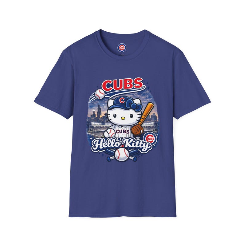 Camiseta de Hello Kitty de los Chicago Cubs / Camiseta de béisbol de Chicago / Camiseta con el horizonte del Wrigley Field / Ropa adorable para aficionados al béisbol / Camiseta unisex para el día del partido imagen 1