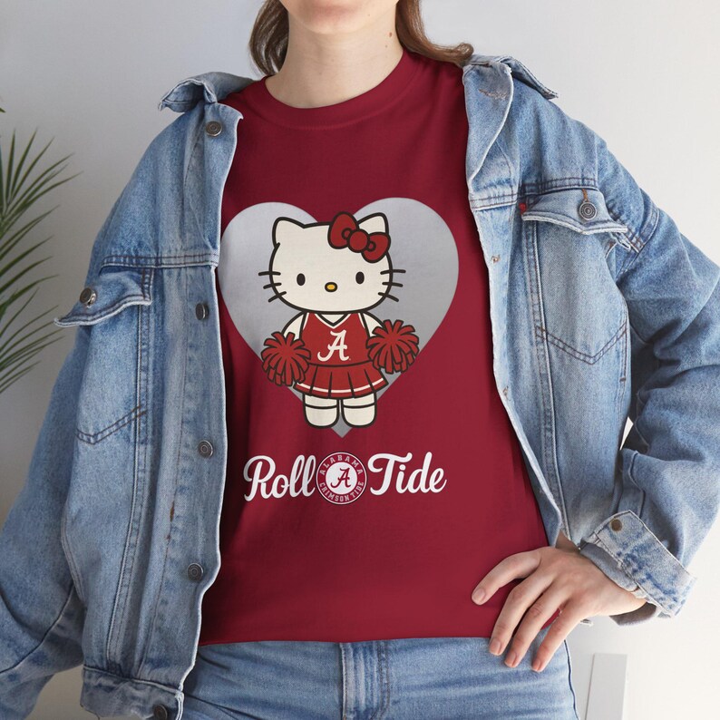 Koszulka Hello Kitty z Alabamy | Koszulka Roll Tide Cheer Tee | Koszulka kibica Crimson Tide | Koszulka futbolu uniwersyteckiego Kawaii | Odzież na mecz Alabamy zdjęcie 8