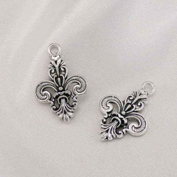 10PCS Fleur de lis charms pendant 16x25mm antique silver DIY Jewelry Making Accessories