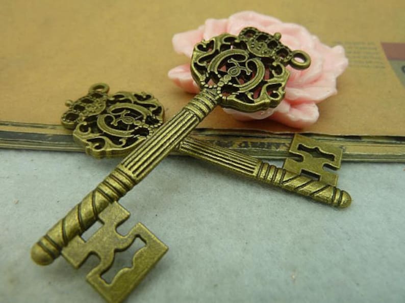 5pcs Crown Key Charms Pendant 22x68mm Bronze DIY Jewelry Making Ornament Accessories image 1