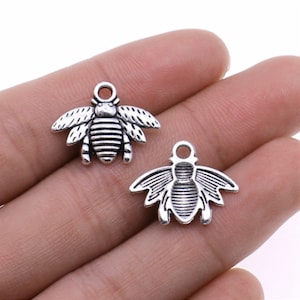 30pcs Bee charms pendant---21x16mm Antique silver/Antique bronze/Gold DIY jewelry handmade base material