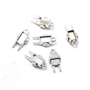 10個フラットベッドトラックチャーム小型カートペンダント---22x11x5mmアンティークシルバーDIYジュエリー手作りベース素材