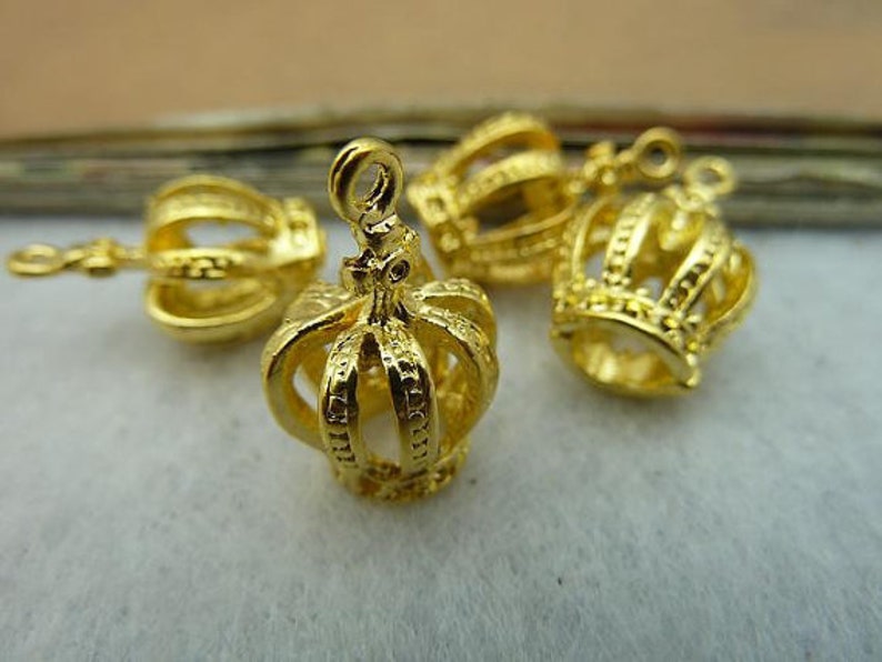 6pcs 3D Crown Charms Pendendant 13x10x20mm Gold DIY Jewelry Making Base Material image 1