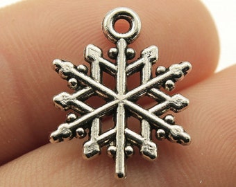 20pcs Snowflakes charms pendant---19x15mm Antique silver DIY Craft base material