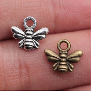 50pcs Bee Charms Honeybee Pendant---10x11mm Antique Silver/Antique Bronze For Jewelry Making