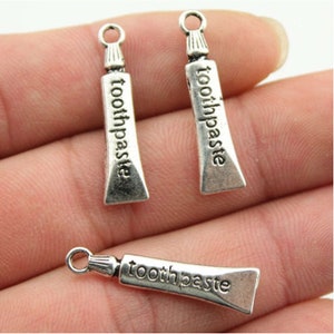 30 Stück Zahnpasta-Charmsanhänger - 28 x 6 mm Antik Silber