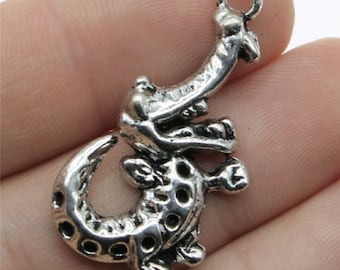 10 colgantes de cocodrilo de 34 x 18 mm, base para joyería de plata antigua.