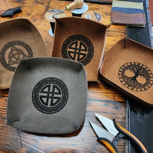 Leather Valet Tray - Leather Dice Tray - Christmas Gift - Catch All Tray For Him - Custom Leather Organizer Home Decor