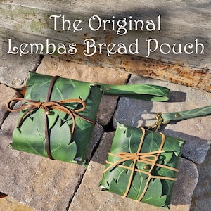 Leaf Pouch for Lembas Bread - The Original Elven Leaf Leather Wrap - Leather leaf wrapper - Fairy Food pouch, for costume, renfaire cosplay