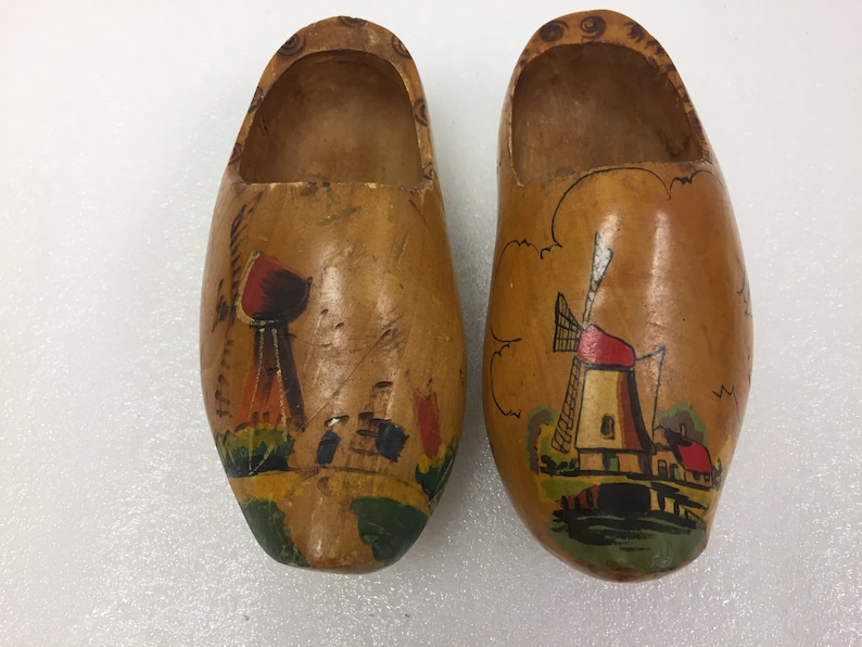 Made in Holland Hand Painted Wooden Clog Shoes 7.5 Collectible Vintage Vtg Wood Footwear Netherlands Decorative Home Decor