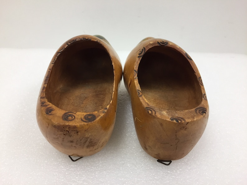 Made in Holland Hand Painted Wooden Clog Shoes 7.5 Collectible Vintage Vtg Wood Footwear Netherlands Decorative Home Decor