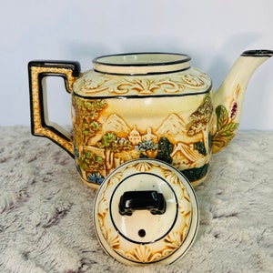 Vintage Ceramic Hand Painted Teapot Bavarian Picnic Gathering Garden 5 Cup Japan Carved