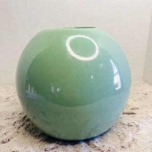 Large Haeger Sphere Seafoam Green Orb Round Vase 8328 1980’s Postmodern Celadon Succulent Planter