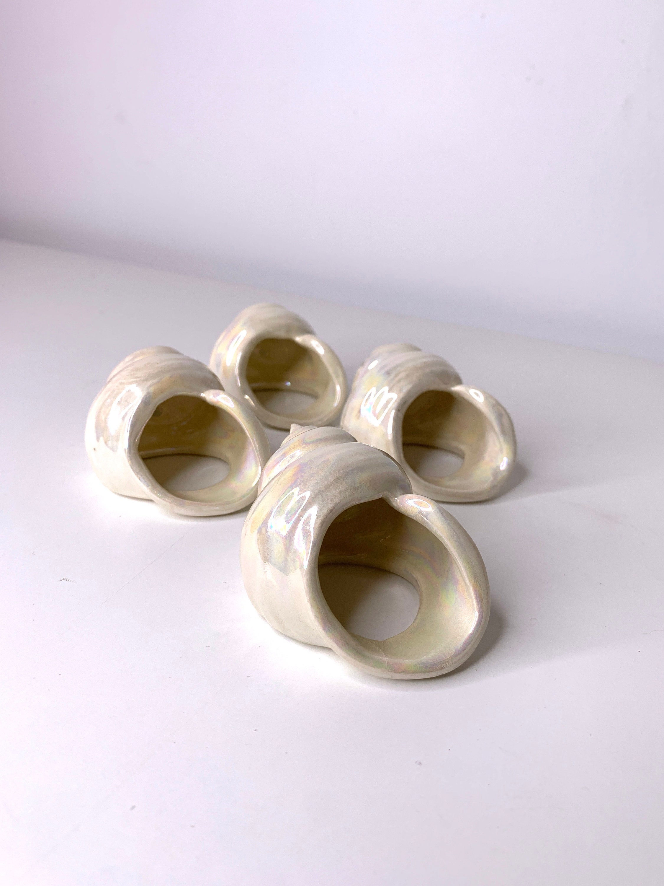 Set of 4 Iridescent Conch Seashell Napkin Rings - Etsy