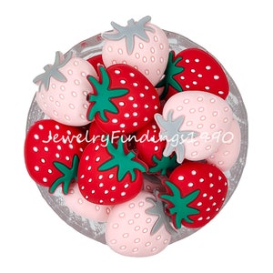 Strawberry Silicone Beads, Jewelry Making, Bulk Silicone Beads, Loose Silicone Bead, DIY Charm Keychain Lanyard Badge Holder, 25*27*15mm