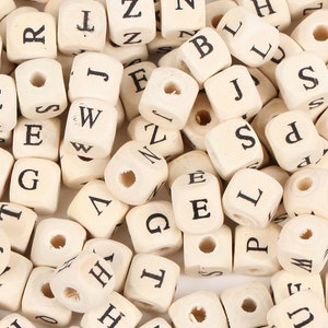 Cuentas de letras del alfabeto de madera natural de 10 mm, cuentas espaciadoras sueltas con letras cuadradas, accesorios para hacer pulseras, collares y joyas
