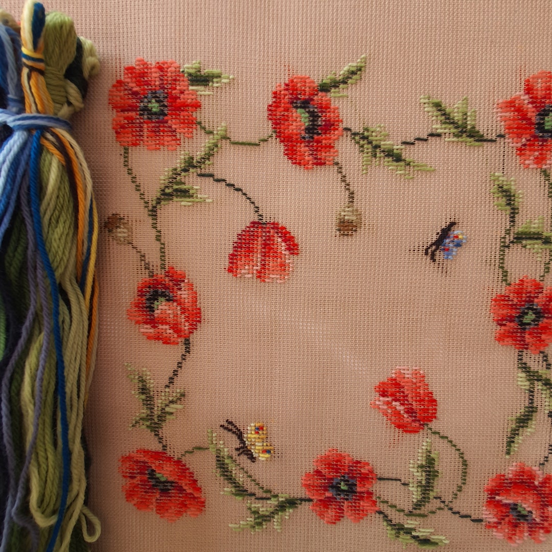 Red Poppy Tapestry Kit Floral Design Vintage Queen Adelaide Etsy