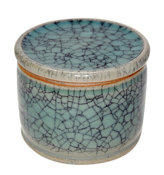 Original Französische Wassergekühlte Keramik Butterdose, Frische Und Streichzarte Butter, ca. 250g, EIS JADE SELADON Tusche Craquelé Z-G