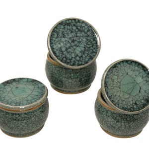 Original Französische Wassergekühlte Keramik Butterdose, Frische Und Streichzarte Butter, ca. 250g, EIS JADE Tusche Seladon Craquelé B-G 画像 13