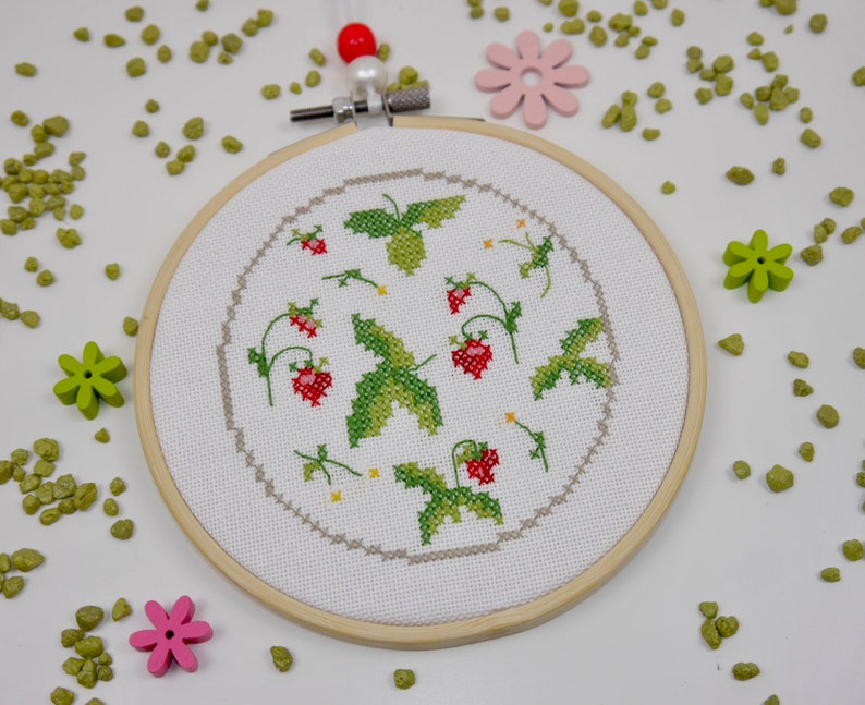 Embroidery ring Strawberry Time cross stitch according to Ch. Dahlbeck D 12 cm window decoration embroidery frame picture image 1