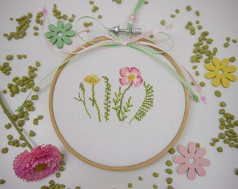 Embroidery ring "Small meadow" cross stitch after Ch. Dahlbeck D 12 cm window decoration embroidery frame picture