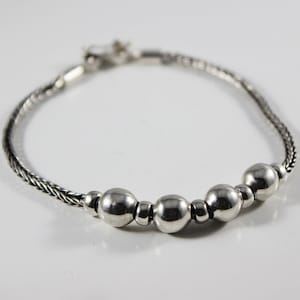 Silver ball wheat chain bracelet
