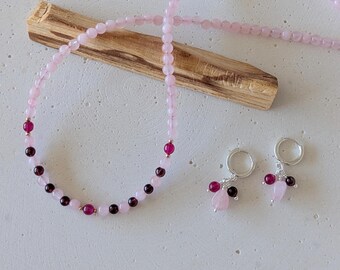 Rozenkwarts ketting met granaat en robijn, rozenkwarts oorbellen, ketting met helende steen, liefde ontmoet vreugde, levenslust, cadeau-idee voor vrouwen