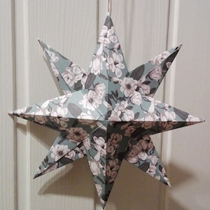 Poinsettias * Paper Stars * Decoratives * Vintage * Country House * Shabby *