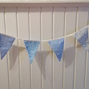 Pennant necklace * handmade * Shabby * Vintage * Country house * 6 pennants length 1.74 m blue white