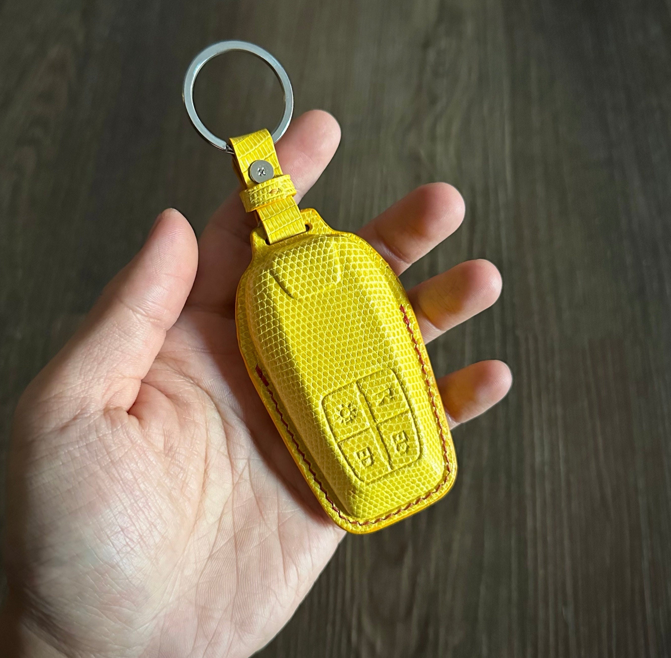 小物 LIZARD EMBOSS LEATHER KEY HOLDER LIZARD EMBOSS LEATHER KEY HOLDER