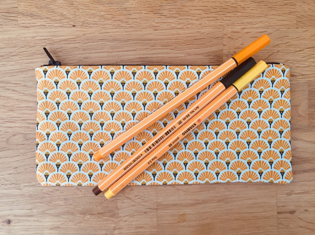 Trousse à Crayons en Tissu Japonais Jaune et Noire Imprimé Éventails Doublée