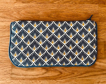 pencil case / glasses case lined and padded in blue and mustard yellow fabric