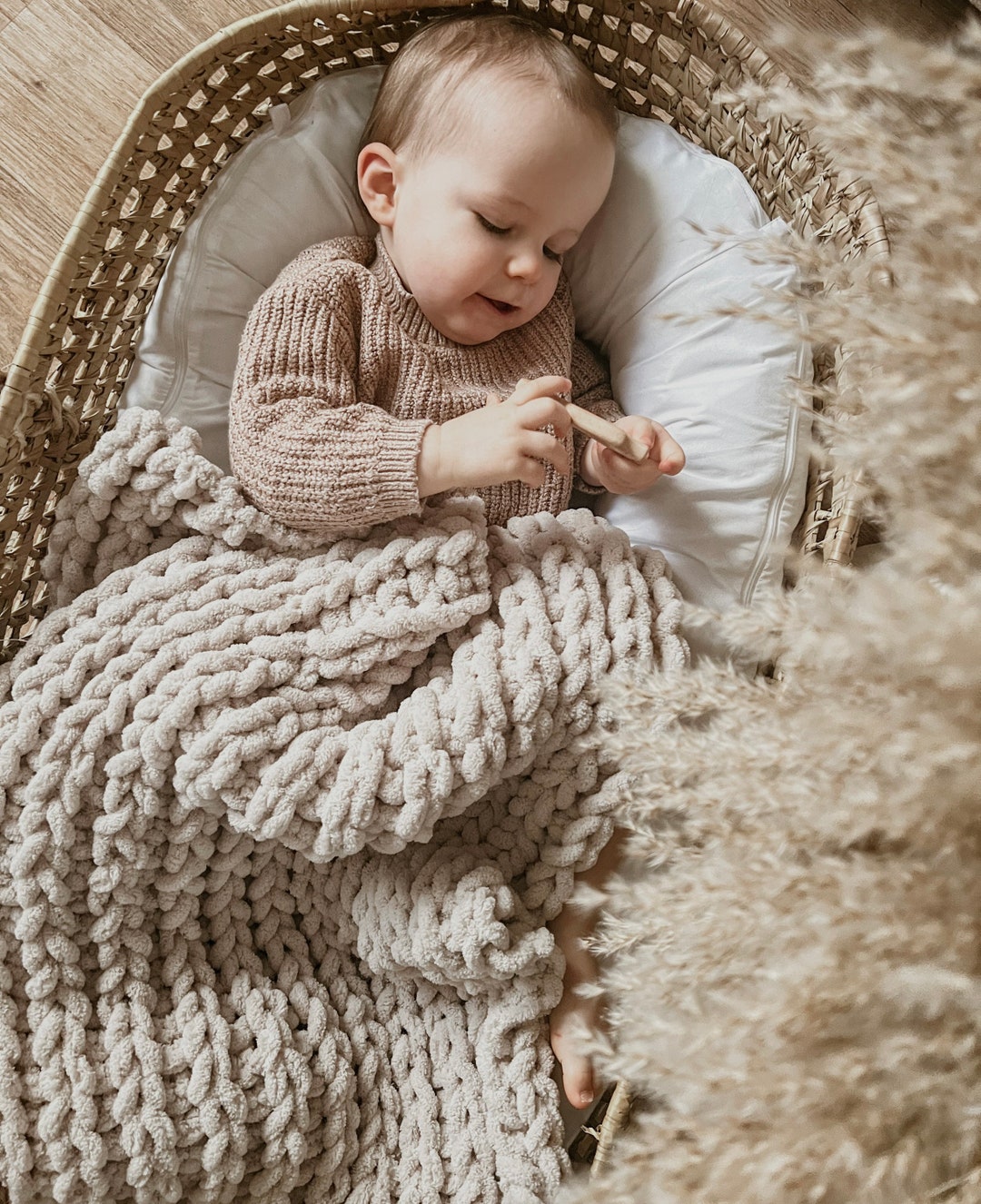 Baby Blanket Very Soft Newborn Blanket Cuddly Blanket Chunky Baby Blanket Baby Comforter Baby Shower Gift Newborn Gift Knitted Etsy Canada