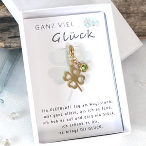 Glücksbringer Geschenk mit Geburtsstein und Karte in Schmuckbox – vierblättriges Kleeblatt - Beschützer Mutmacher Glücksklee Anhänger