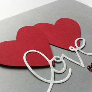 Karte zur Hochzeit Love & Hearts Herz grau rot schlicht Hochzeitskarte handgemacht Bild 2