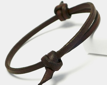 Slim leather bracelet for men, adjustable & handmade – Soft genuine leather, sporty, understated, modern – Men's bracelet, gift for him