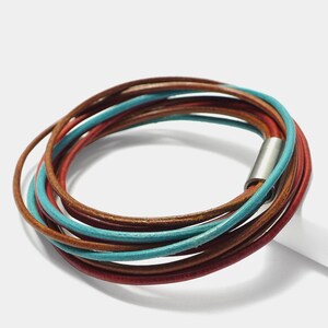 Herren Lederarmband Dreifarbig – Weiches Leder, Magnetverschluss, Modernes Design, Handgemacht, Trend 2026, Perfektes Männer Geschenk