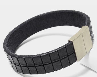 Black men's leather bracelet made of genuine leather with a textured surface, striking men's bracelet with magnetic clasp, handmade