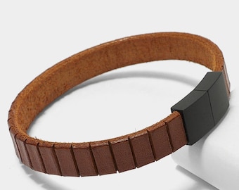 Men's genuine leather bracelet with magnetic clasp, high-quality minimalist bracelet for men in cognac, black or brown
