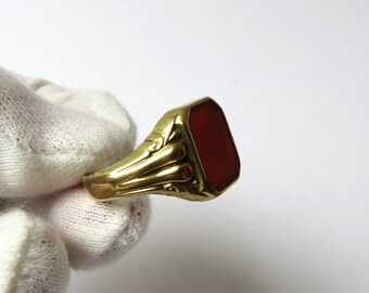 Vintage Herrenring mit rotem Stein vergoldet rot Männerring Siegelring Gr. 70