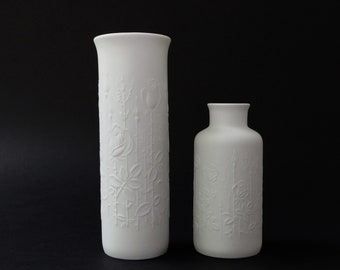 Vintage AK Alboth & Kaiser Rosengarten KAISER Bisquit Porzellan weiße Blumenvase 14cm oder 20cm 70er