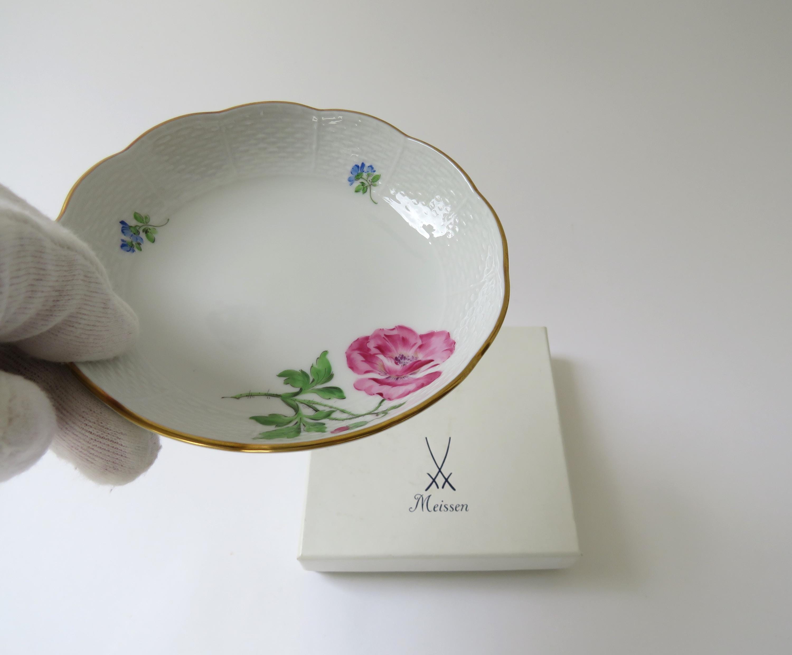 Vintage Meissen Porzellan Schale rund 12cm + Karton Blumen Goldrand Meissner Porzellan 1. Wahl Germany Schwerter
