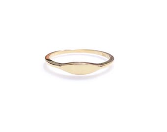 Petite signet ring (10K gold)