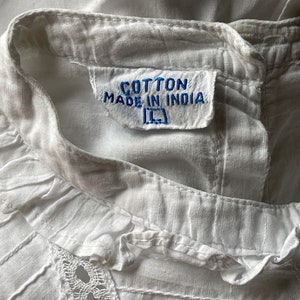 vintage Gauzy Indian White Cotton Swing Blouse, Français Broderie Anglaise, Blouse de maternité taille Petite-Moyenne image 8