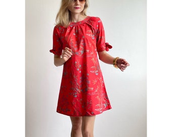 Cute Red A-Line Cotton 60's, 70s Mini Dress with Sleeve Ties, Oriental Print - Size Small