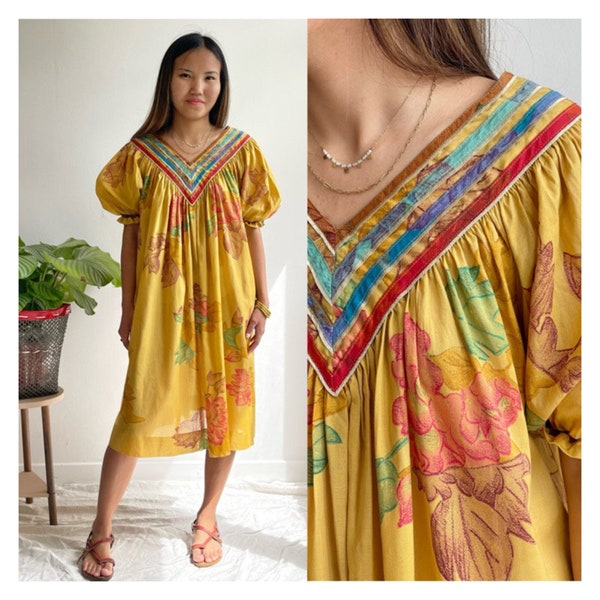 French CHACOK Vintage Blousy Maternity Smock Hippie Oversized Tent Dress with Pockets Yellow Floral 1970’s Dress - Size Large