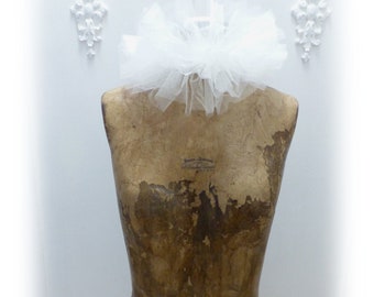 Romantic antique tailor's dummy torso / panel bust / bust, with Victorian organza collar in shabby chic, brocante, vintage style