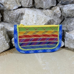 Regenbogen - Seiltäschle (Gr. M): Geldbeutel / Portemonnaie aus ausgedientem Kletterseil Upcycling (versandkostenfrei ab 20 Euro)