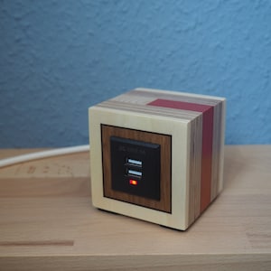 USB charging station
